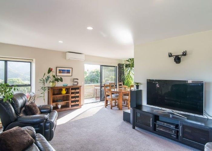  at 15A Dargle Way, Island Bay, Wellington