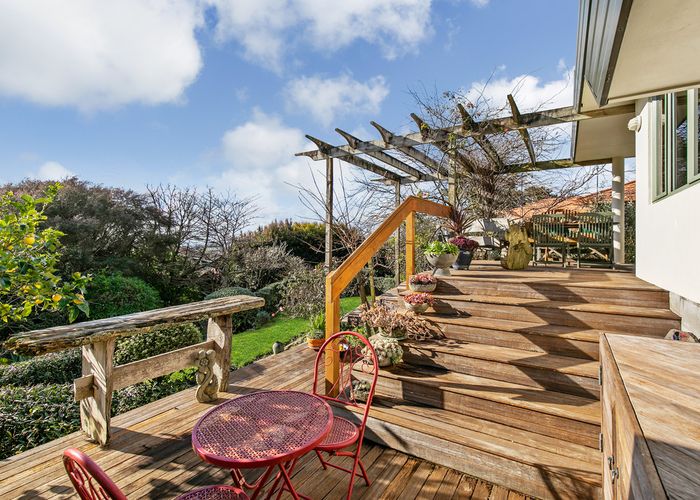  at 4 San Martin Place, Goodwood Heights, Auckland