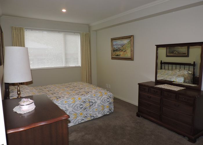  at 13 Peterhouse Street, Tawa, Wellington