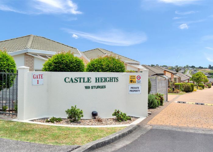  at 28/169 Sturges Road, Henderson, Auckland