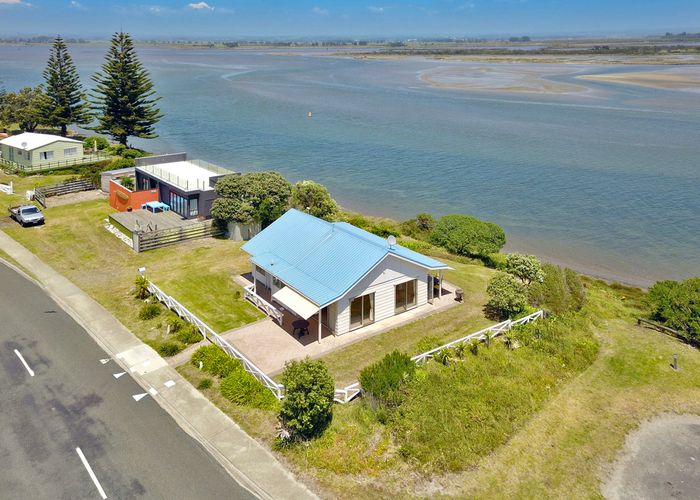  at 716A Pukehina Parade, Pukehina, Te Puke