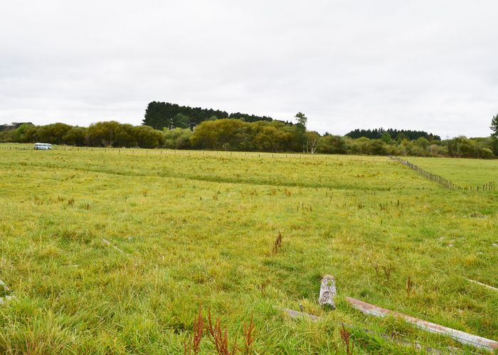 at 214 Pukemiku Road, Mangamutu, Pahiatua
