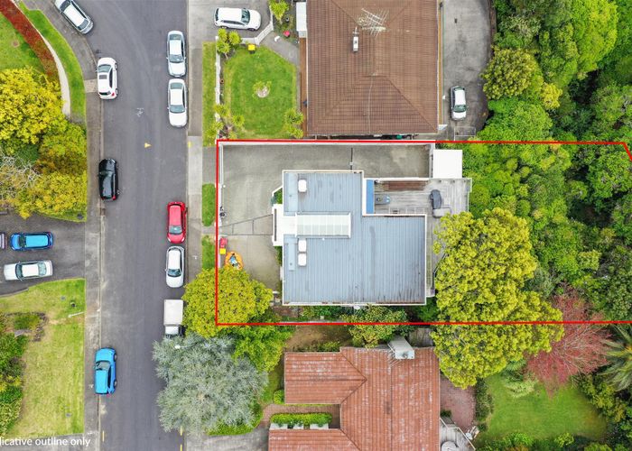  at 27 McMillan Place, Mellons Bay, Auckland
