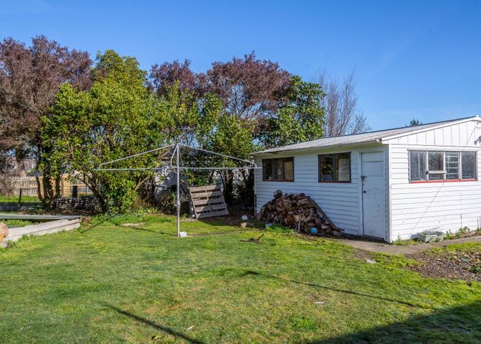  at 105 Oxford Street, Lansdowne, Masterton