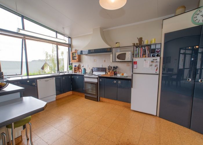  at 33 Kamaka Crescent, Bridge Hill, Alexandra