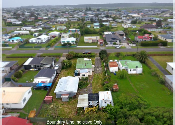  at 14 Linklater Avenue, Foxton Beach, Foxton