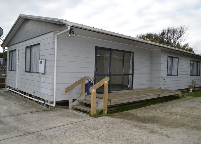  at 3B Mungavin Avenue, Ranui, Porirua