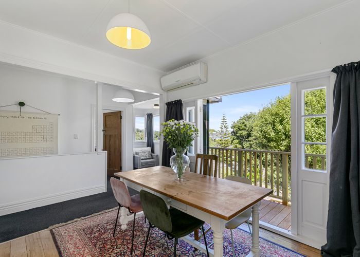  at 587 Broadway, Miramar, Wellington