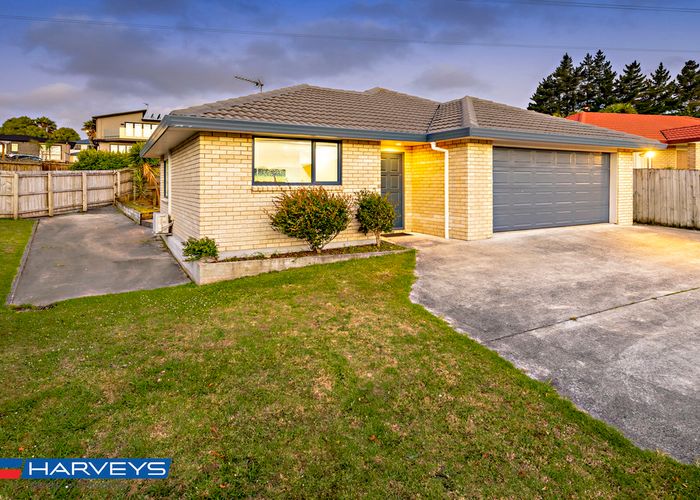  at 198 Hill Road, Manurewa, Auckland