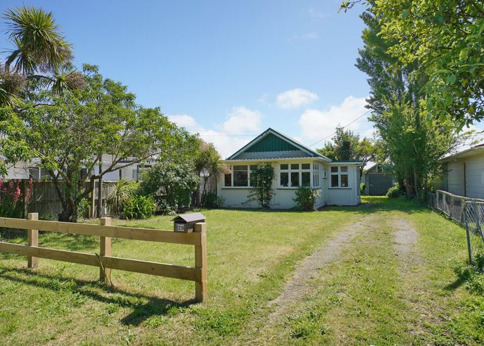  at 28 Ferry Road, Woodend Beach, Woodend