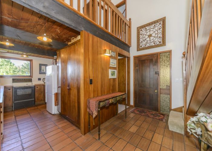  at 94 Clifton Terrace, Fitzherbert, Palmerston North