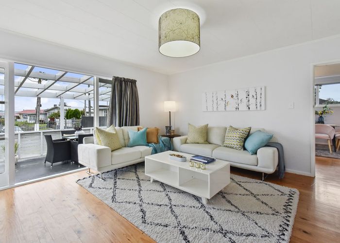  at 19 Hardie Street, Mangere East, Auckland