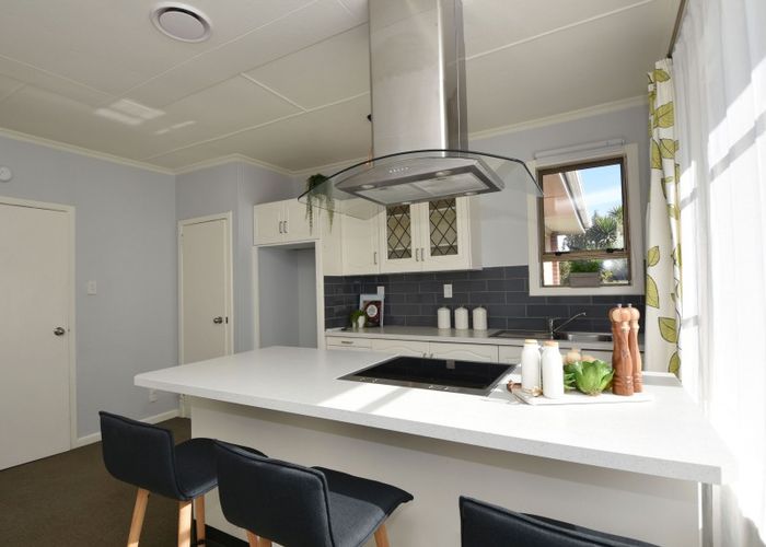  at 127 Black Road, Otatara