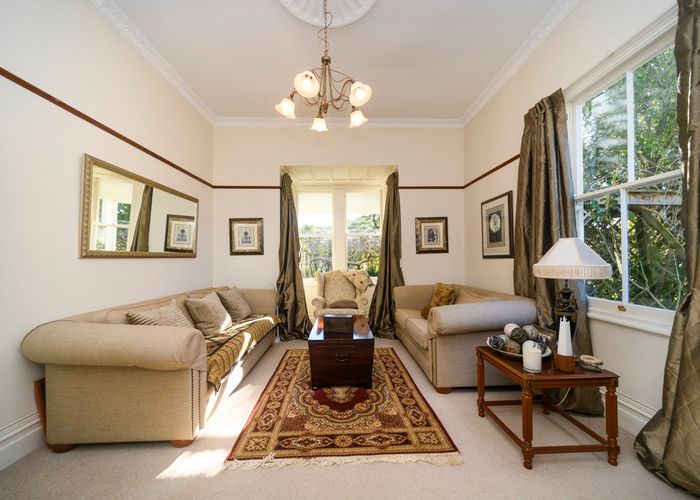  at 130 Newbury Line, Palmerston North