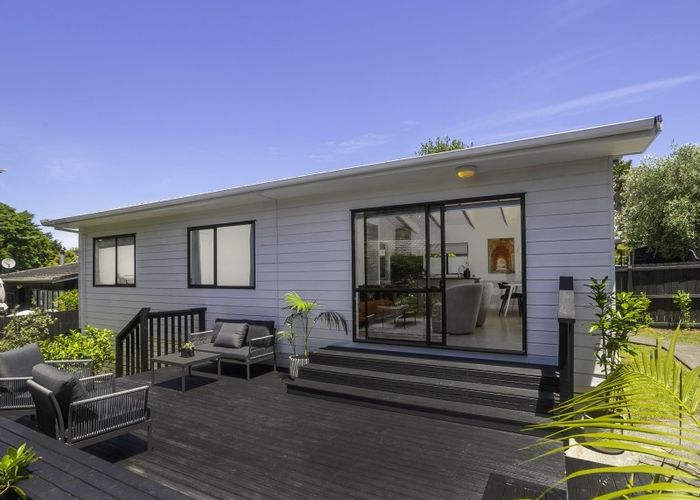  at 216B Meola Road, Point Chevalier, Auckland