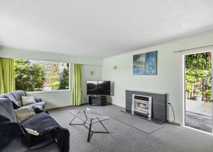  at 8 Darwin Street, Karori, Wellington