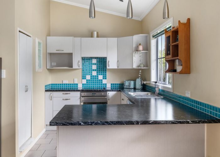 Free property data for 18 Grosmont Terrace, Brookfield, Tauranga