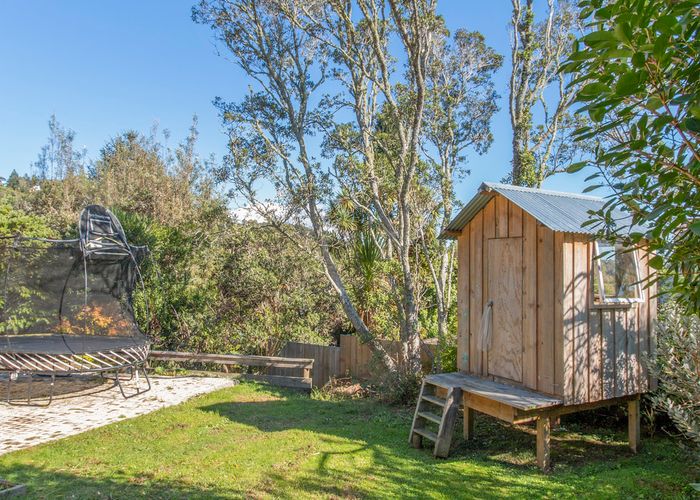  at 117 Wirihana Road, Titirangi, Auckland