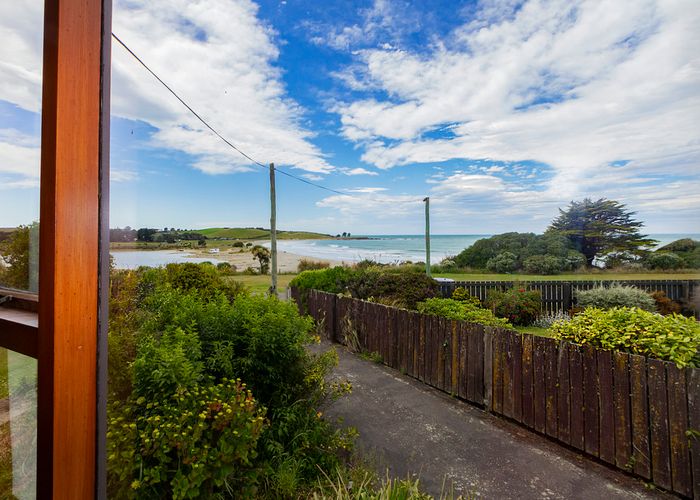  at 16 Harbour Terrace, Kakanui