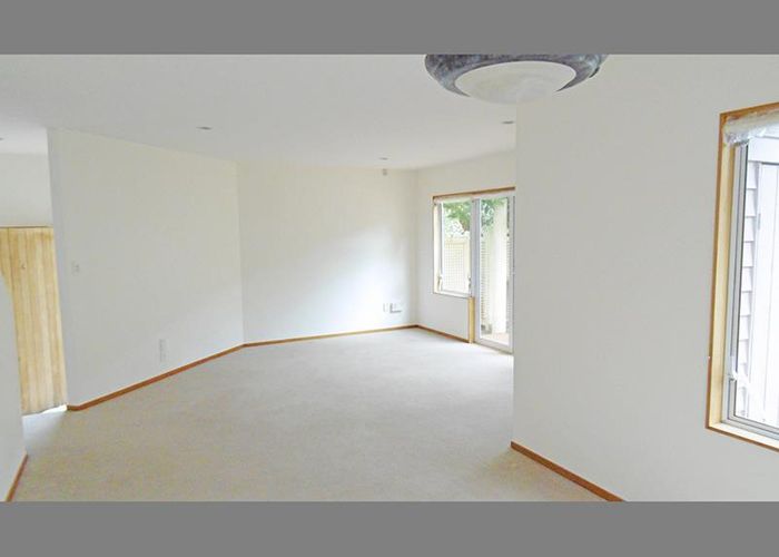  at 2/172 Upland Road, Remuera, Auckland