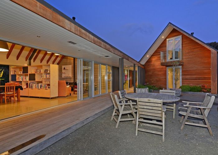  at 54 Mt Marua Drive, Timberlea, Upper Hutt
