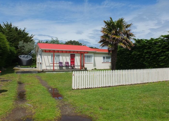  at 16 Norton Street, Foxton Beach, Foxton