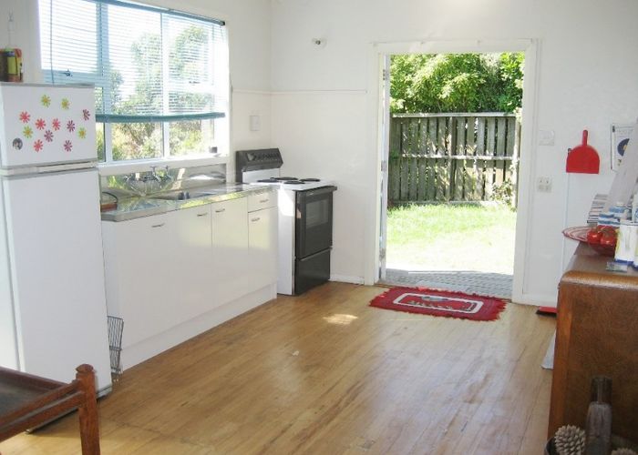  at 9 Manukau Road, Raglan, Raglan