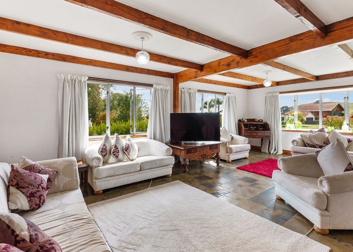  at 17 FERNDALE DRIVE, Kawakawa Bay, Auckland
