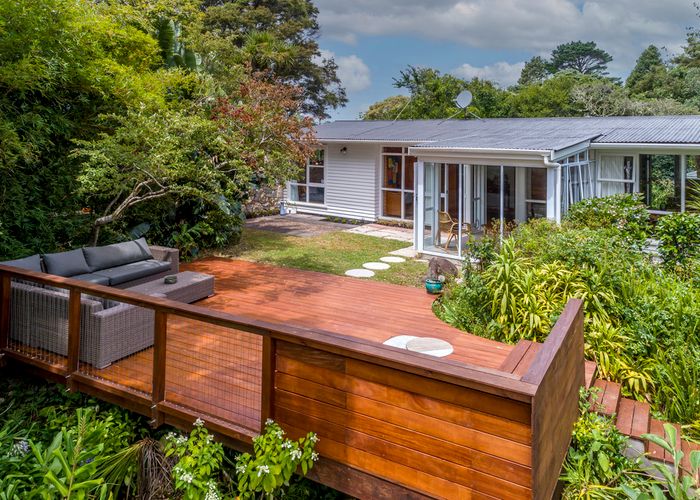  at 242 Glengarry Road, Glen Eden, Auckland