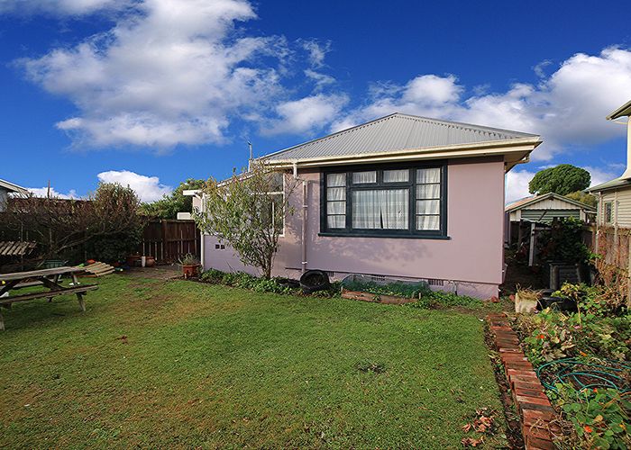 Free property data for 3/15 Keppel Street, New Brighton, Christchurch