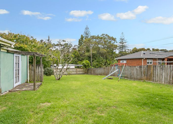  at 59 Godley Road, Green Bay, Auckland