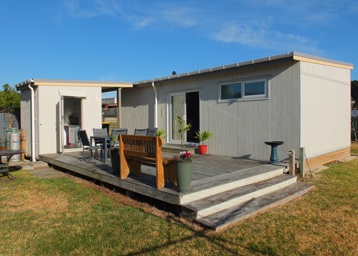  at 3 Kent Terrace, Foxton Beach, Foxton