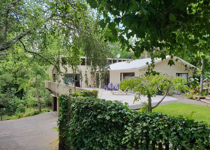  at 2/52B Pleasant Road, Glen Eden, Auckland