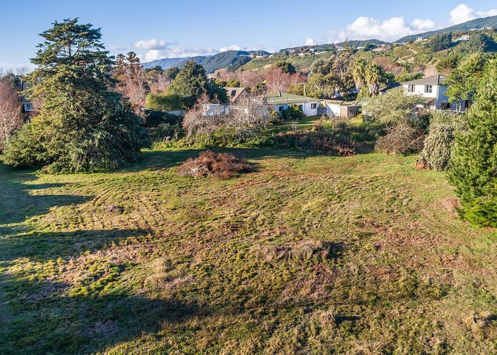 Free property data for 136 Raumati Road, Raumati Beach, Paraparaumu