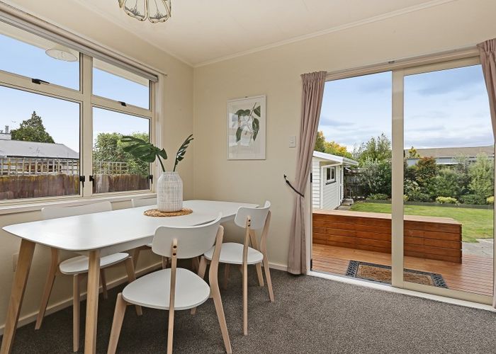  at 2 Holyrood Street, Taradale, Napier