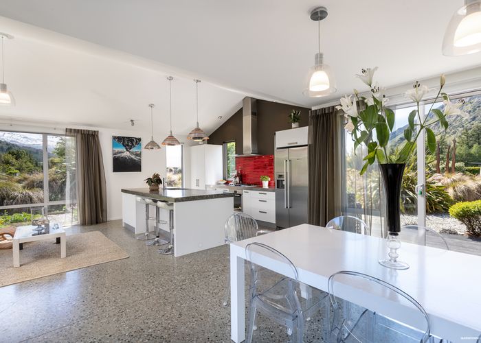  at 6 Mathias Terrace, Arthurs Point, Queenstown
