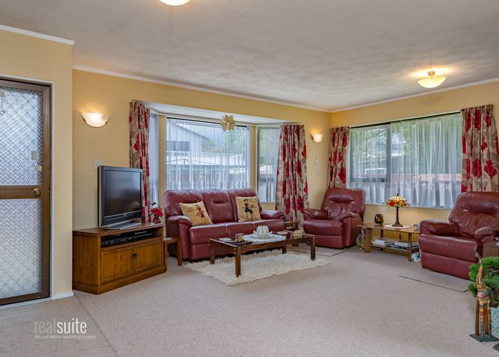  at 2/72 McParland Street, Elderslea, Upper Hutt