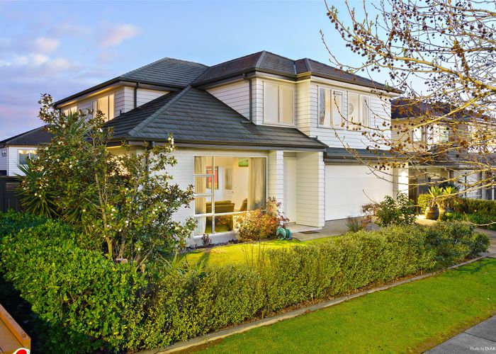  at 32 Pickaberry Avenue, Karaka, Papakura