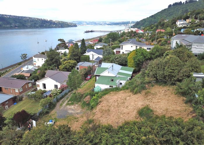  at 3 Taupo Lane, Ravensbourne, Dunedin