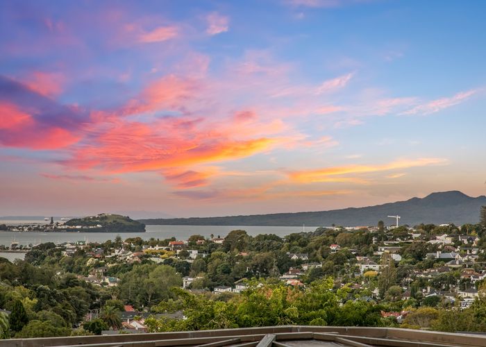  at 7 Eastbourne Road, Remuera, Auckland
