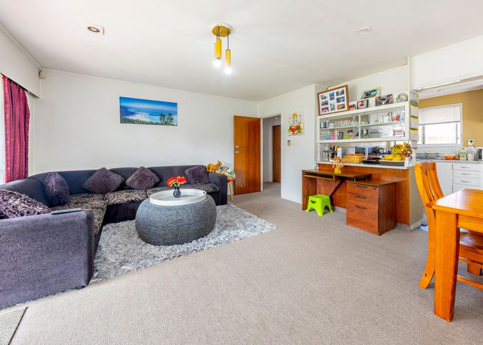  at 5/10 Scott Road, Papatoetoe, Auckland