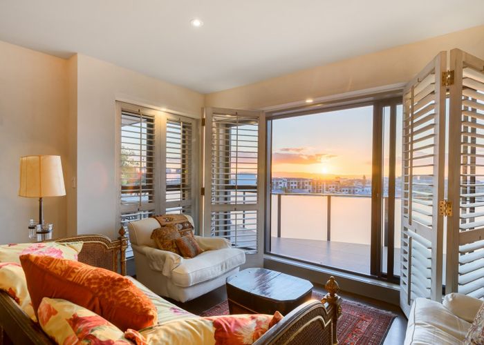  at 24/8 Basque Road, Eden Terrace, Auckland
