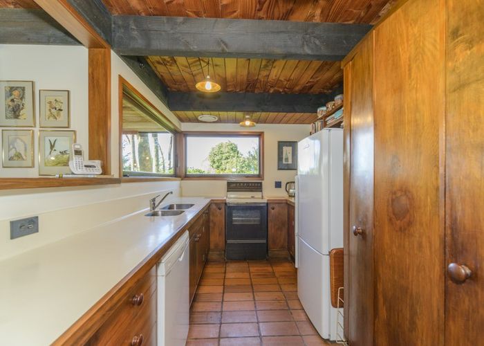  at 94 Clifton Terrace, Fitzherbert, Palmerston North