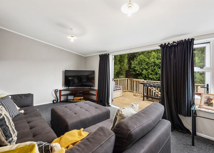  at 6 Duncraig Street, Silverstream, Upper Hutt