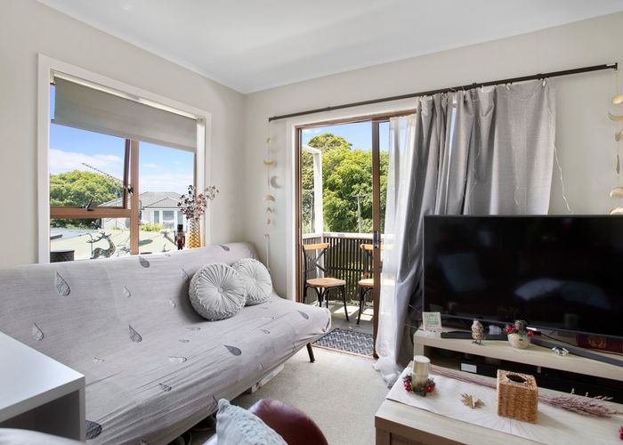  at 4/203 Riddell Road, Glendowie, Auckland