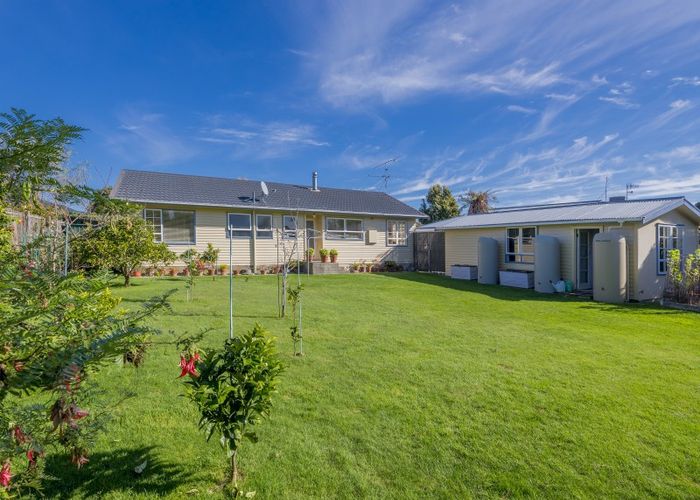  at 3 Sylvan Avenue, Waikanae