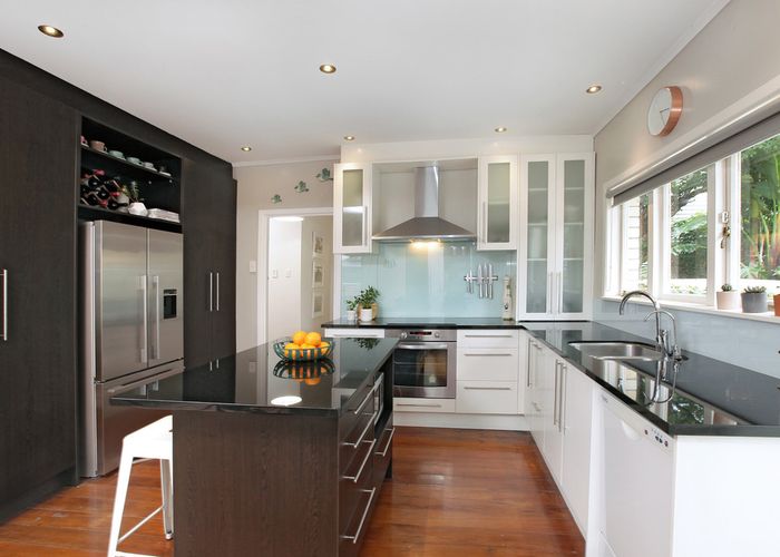  at 9 Sainsbury Road, Mount Albert, Auckland