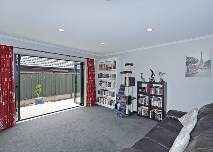  at 3 Diamond Grove, Brown Owl, Upper Hutt