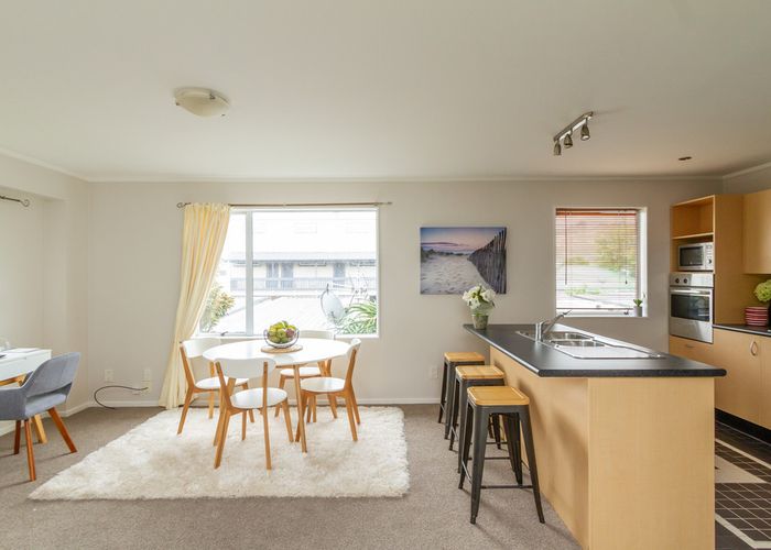  at 2/193 Jackson Street, Petone, Lower Hutt