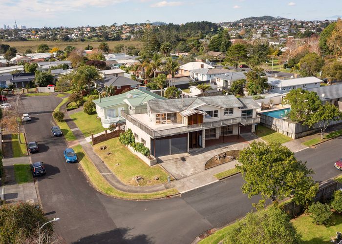  at 1 Lidcombe Place, Avondale, Auckland